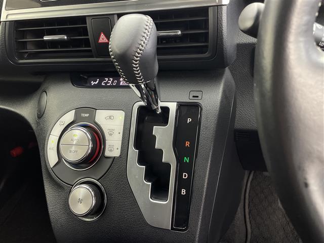 シエンタ ハイブリッド　ファンベースＧ　純正ナビ　バックカメラ　モデリスタエアロ　両側パワースライドドア　トヨタセーフティーセンス　プリクラッシュセーフティ　レーンディパーチャーアラート　オートマチックハイビーム　クルーズコントロール（14枚目）