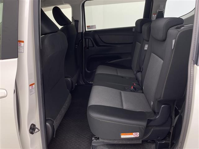 シエンタ ハイブリッド　ファンベースＧ　純正ナビ　バックカメラ　モデリスタエアロ　両側パワースライドドア　トヨタセーフティーセンス　プリクラッシュセーフティ　レーンディパーチャーアラート　オートマチックハイビーム　クルーズコントロール（25枚目）