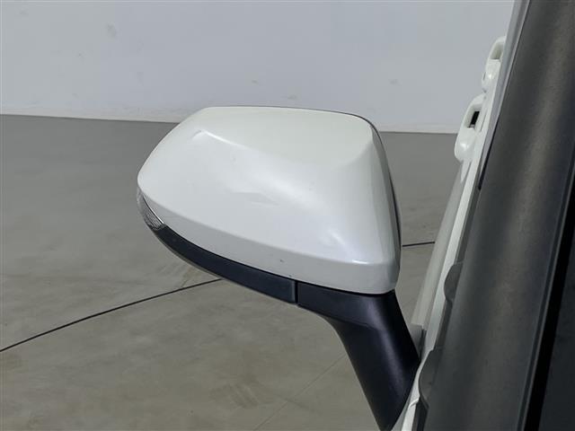 シエンタ ハイブリッド　ファンベースＧ　純正ナビ　バックカメラ　モデリスタエアロ　両側パワースライドドア　トヨタセーフティーセンス　プリクラッシュセーフティ　レーンディパーチャーアラート　オートマチックハイビーム　クルーズコントロール（39枚目）