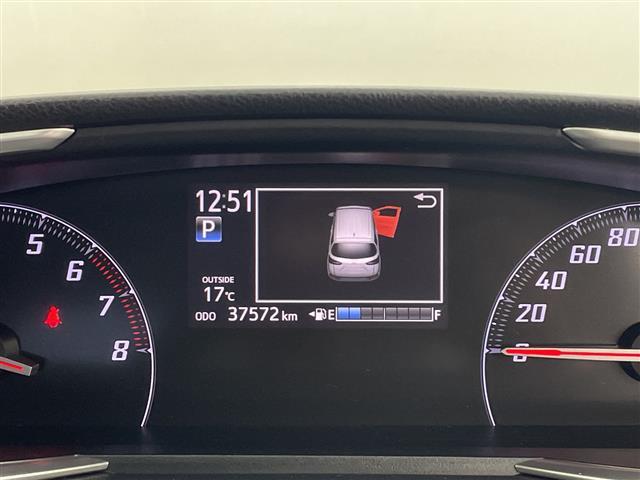 シエンタ ファンベースＧ　純正ＳＤナビ　バックカメラ　両側パワースライドドア　パノラミックビューモニター　前方ドライブレコーダー　純正フロアマット　ビルドインＥＴＣ　ドライブレコーダー　ＬＥＤヘッドライト　革巻きステリモ（12枚目）