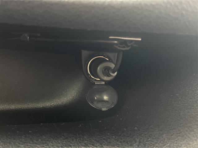 シエンタ ファンベースＧ　純正ＳＤナビ　バックカメラ　両側パワースライドドア　パノラミックビューモニター　前方ドライブレコーダー　純正フロアマット　ビルドインＥＴＣ　ドライブレコーダー　ＬＥＤヘッドライト　革巻きステリモ（21枚目）