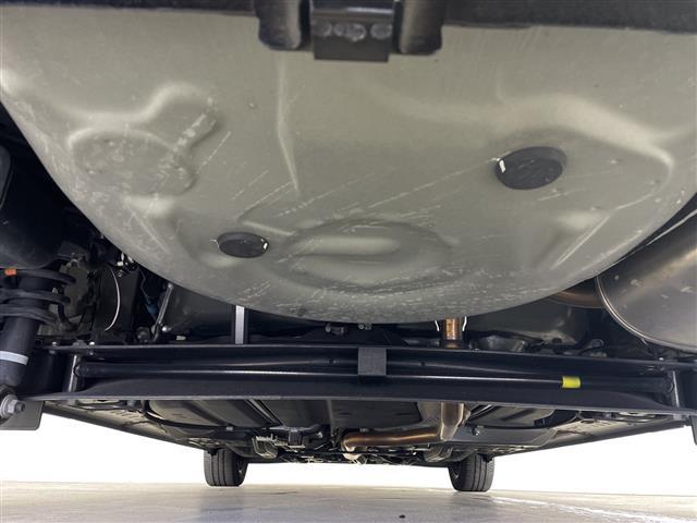 シエンタ ファンベースＧ　純正ＳＤナビ　バックカメラ　両側パワースライドドア　パノラミックビューモニター　前方ドライブレコーダー　純正フロアマット　ビルドインＥＴＣ　ドライブレコーダー　ＬＥＤヘッドライト　革巻きステリモ（41枚目）