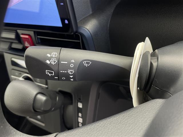 タント Ｘ　ワンオーナー　１０インチディーラーナビ　バックカメラ　両側パワースライドドア　ＬＥＤヘッドライト　ベンチシート　シートヒーター　レーンキープアシスト　オートハイビーム　オートホールド　Ａストップ（10枚目）