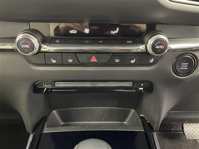 ＣＸ－３０ ＸＤ　プロアクティブ　ツーリングセレクション　純正ナビ　全方位カメラ　ドライブレコーダー　ＥＴＣ　シートヒーター　衝突軽減　レーダークルーズコントロール　ＬＥＤオートライト　フォグライト　ヘッドアップディスプレイ　メモリーシート　ＥＴＣ　ＢＳＭ（13枚目）