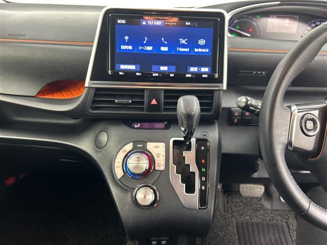 シエンタ ハイブリッドＧ　クエロ　純正ナビ　バックカメラ　モデリスタエアロ　Ｔｏｙｏｔａ　Ｓａｆｅｔｙ　Ｓｅｎｓｅ　プリクラッシュセーフティ　レーンディパーチャーアラート　オートマチックハイビーム　先行車発進告知機能　ドラレコ　ＬＥＤ（6枚目）