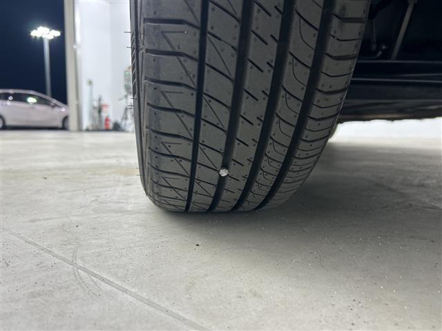 シエンタ ハイブリッドＧ　クエロ　純正ナビ　バックカメラ　モデリスタエアロ　Ｔｏｙｏｔａ　Ｓａｆｅｔｙ　Ｓｅｎｓｅ　プリクラッシュセーフティ　レーンディパーチャーアラート　オートマチックハイビーム　先行車発進告知機能　ドラレコ　ＬＥＤ（39枚目）