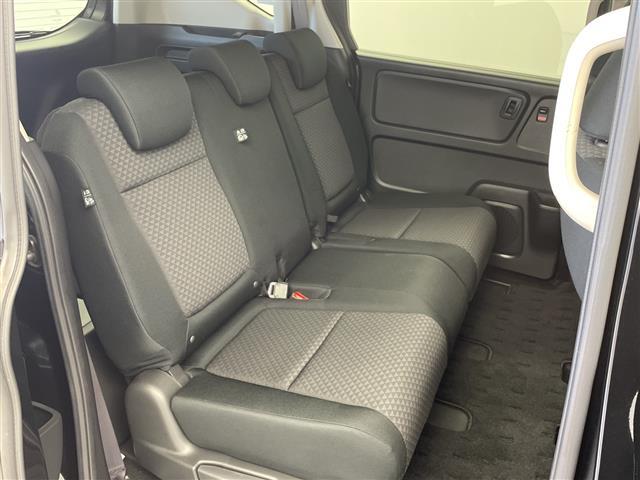 ◆商談ルームには「キッズスペース」を完備しています。ＤＶＤ、ブロック、絵本、おままごとセット。お子様連れでも、ゆっくりとお車をお選びいただけます！