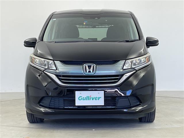 ◆商談ルームには「キッズスペース」を完備しています。ＤＶＤ、ブロック、絵本、おままごとセット。お子様連れでも、ゆっくりとお車をお選びいただけます！