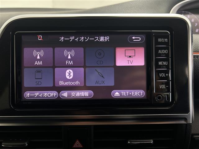 シエンタ Ｇ　純正ＳＤナビ　バックカメラ　両側パワースライドドア　トヨタセーフティセンス　レーンキープアシスト　衝突被害軽減ブレーキ　ステアリングリモコン　純正フロアマット　スマートキー　アイドリングストップ（7枚目）