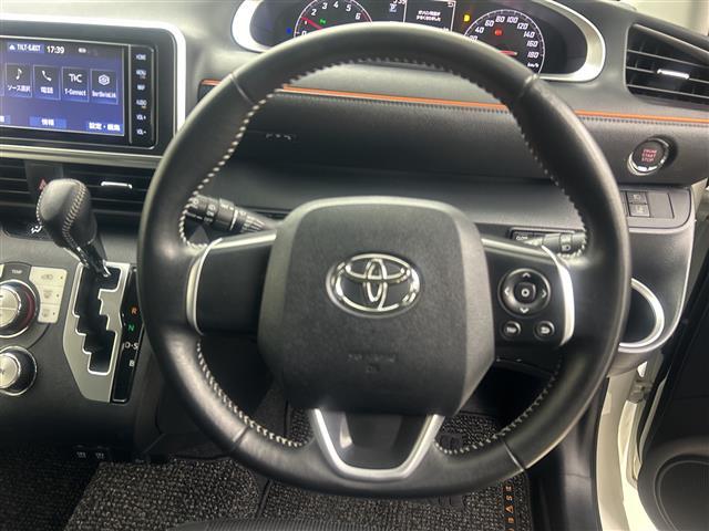 シエンタ ファンベースＧ　純正ＳＤナビ　バックカメラ　前後ドライブレコーダー　両側パワースライドドア　ビルトインＥＴＣ　トヨタセーフティセンス　レーンキープアシスト　コーナーセンサー　純正ＡＷ１５インチ　スマートキー　禁煙車（5枚目）