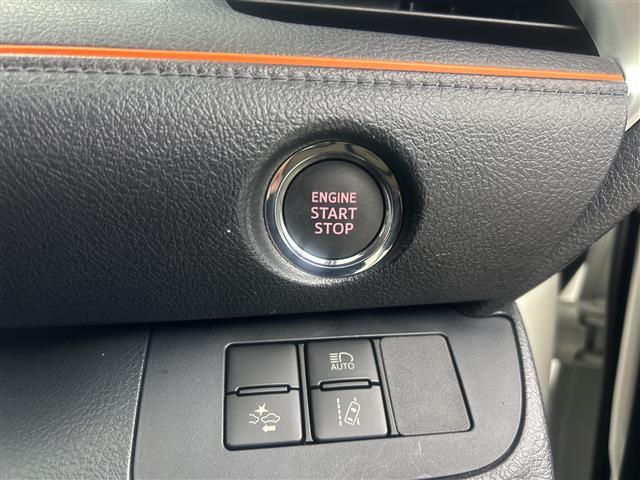 シエンタ ファンベースＧ　純正ＳＤナビ　バックカメラ　前後ドライブレコーダー　両側パワースライドドア　ビルトインＥＴＣ　トヨタセーフティセンス　レーンキープアシスト　コーナーセンサー　純正ＡＷ１５インチ　スマートキー　禁煙車（12枚目）