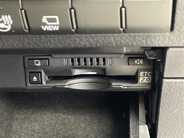 ＲＸ ＲＸ４５０ｈ　Ｆスポーツ　ワンオーナー　パノラマルーフ　パノラミックビューモニター　レクサスセーフティプラス　ブラインドスポットモニタ　３眼ＬＥＤヘッドライト　前後ドライブレコーダー　シートメモリー　ヘッドアップディスプレイ（15枚目）