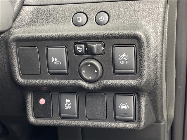 ノート 　純正ＳＤナビ　テレビキャンセラー　デジタルインナーミラー　前後ドライブレコーダー　アラウンドビューモニター　コーナーセンサー　ビルドインＥＴＣ　純正アルミホイール　ＬＥＤヘッドライト　ドアバイザー（14枚目）