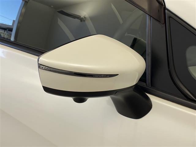 ノート 　純正ＳＤナビ　テレビキャンセラー　デジタルインナーミラー　前後ドライブレコーダー　アラウンドビューモニター　コーナーセンサー　ビルドインＥＴＣ　純正アルミホイール　ＬＥＤヘッドライト　ドアバイザー（39枚目）