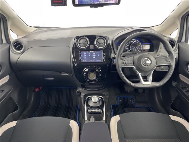 ノート 　純正ＳＤナビ　テレビキャンセラー　デジタルインナーミラー　前後ドライブレコーダー　アラウンドビューモニター　コーナーセンサー　ビルドインＥＴＣ　純正アルミホイール　ＬＥＤヘッドライト　ドアバイザー（42枚目）