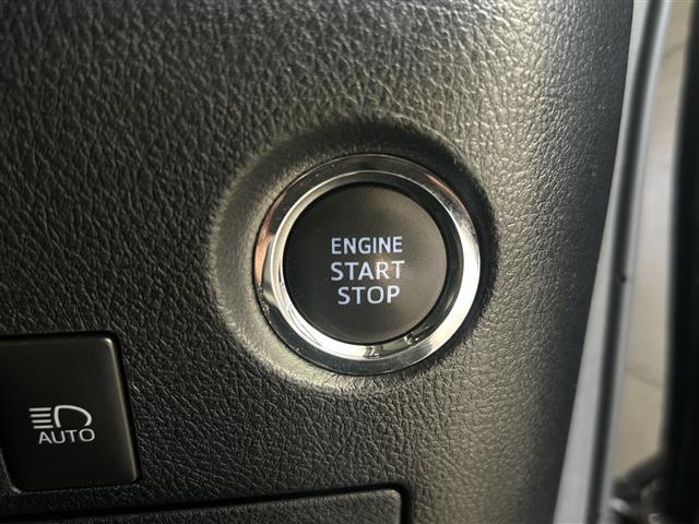 アルファード ２．５Ｓ　Ｃパッケージ　純正ナビ機能付きディスプレイオーディオ　サンルーフ　純正１２．１型フリップダウンモニター　前後ドライブレコーダー　ビルドインＥＴＣ　オートホールド　両側パワースライドドア　ＬＥＤヘッドライト　クルコン（17枚目）