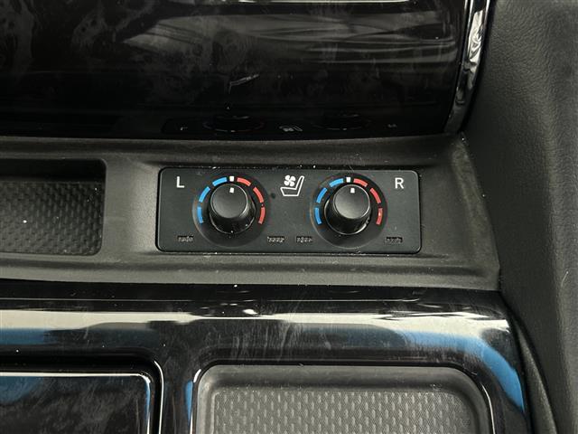 アルファード ２．５Ｓ　Ｃパッケージ　純正ナビ機能付きディスプレイオーディオ　サンルーフ　純正１２．１型フリップダウンモニター　前後ドライブレコーダー　ビルドインＥＴＣ　オートホールド　両側パワースライドドア　ＬＥＤヘッドライト　クルコン（23枚目）