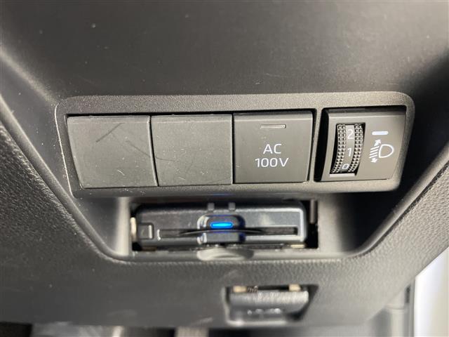 アクア Ｚ　ＴＯＹＯＴＡセーフティセンス　純正１０型ディスプレイオーディオ　レーダークルーズコントロール　バックカメラ　社外ＥＴＣ　純正フロアマット　レーンキープアシスト　ＬＥＤヘッドライト　オートハイビーム（3枚目）