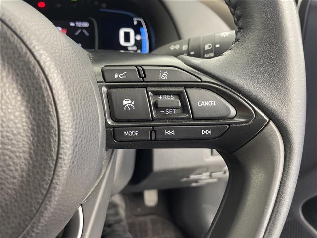 アクア Ｚ　ＴＯＹＯＴＡセーフティセンス　純正１０型ディスプレイオーディオ　レーダークルーズコントロール　バックカメラ　社外ＥＴＣ　純正フロアマット　レーンキープアシスト　ＬＥＤヘッドライト　オートハイビーム（10枚目）