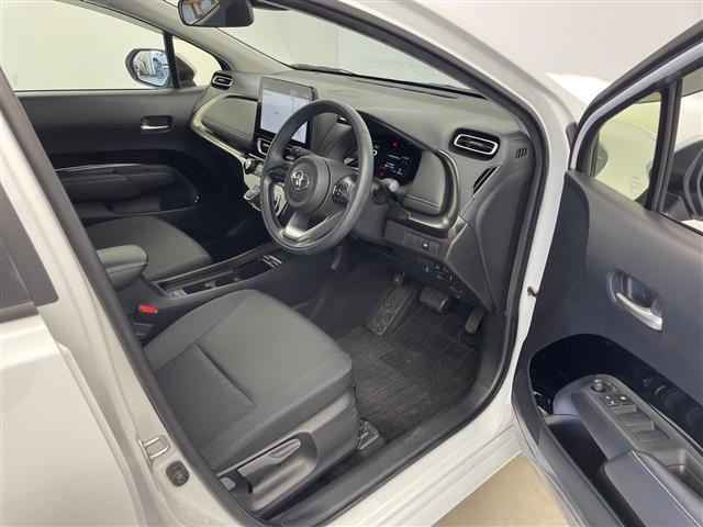 アクア Ｚ　ＴＯＹＯＴＡセーフティセンス　純正１０型ディスプレイオーディオ　レーダークルーズコントロール　バックカメラ　社外ＥＴＣ　純正フロアマット　レーンキープアシスト　ＬＥＤヘッドライト　オートハイビーム（26枚目）