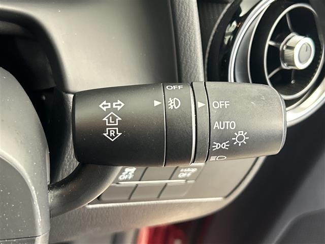 気になる車はすぐにお問い合わせください！画面右側の００６６から始まる無料ダイヤルからお問い合わせ下さい！専門スタッフがお車のご質問にお答えいたします！