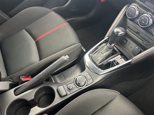 商談ルームにはキッズルームも完備しています☆お子様連れでもゆっくりとお車をお選びいただけます！