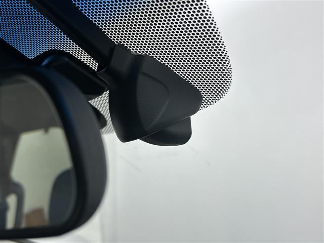 フリードハイブリッド ハイブリッド・Gホンダセンシング ホンダセンシング 純正9インチナビ 追従クルーズコントロール 両側パワースライドドア ビルトインETC シートヒーター LEDヘッドライト サンシェード ロードサイドアシスト レーンキープアシスト(3枚目)