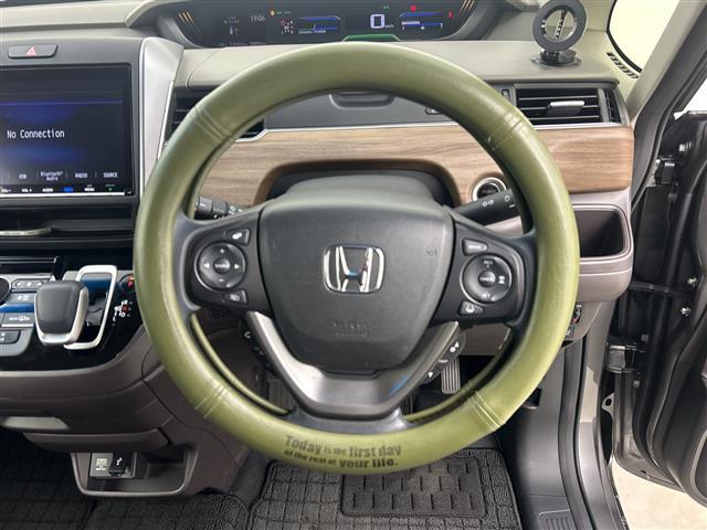 フリードハイブリッド ハイブリッド・Gホンダセンシング ホンダセンシング 純正9インチナビ 追従クルーズコントロール 両側パワースライドドア ビルトインETC シートヒーター LEDヘッドライト サンシェード ロードサイドアシスト レーンキープアシスト(7枚目)