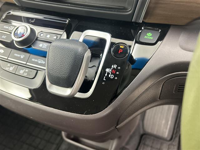 フリードハイブリッド ハイブリッド・Gホンダセンシング ホンダセンシング 純正9インチナビ 追従クルーズコントロール 両側パワースライドドア ビルトインETC シートヒーター LEDヘッドライト サンシェード ロードサイドアシスト レーンキープアシスト(17枚目)