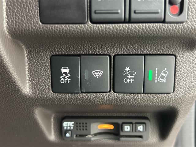 フリードハイブリッド ハイブリッド・Gホンダセンシング ホンダセンシング 純正9インチナビ 追従クルーズコントロール 両側パワースライドドア ビルトインETC シートヒーター LEDヘッドライト サンシェード ロードサイドアシスト レーンキープアシスト(18枚目)