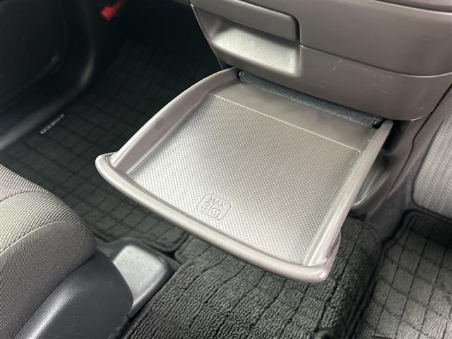 フリードハイブリッド ハイブリッド・Gホンダセンシング ホンダセンシング 純正9インチナビ 追従クルーズコントロール 両側パワースライドドア ビルトインETC シートヒーター LEDヘッドライト サンシェード ロードサイドアシスト レーンキープアシスト(23枚目)