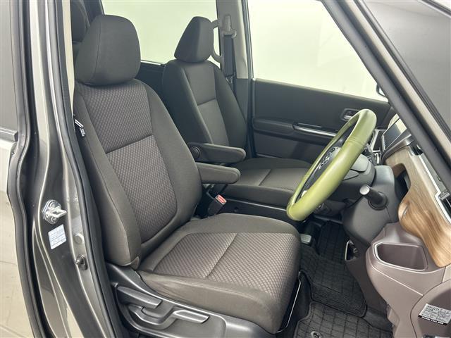 フリードハイブリッド ハイブリッド・Gホンダセンシング ホンダセンシング 純正9インチナビ 追従クルーズコントロール 両側パワースライドドア ビルトインETC シートヒーター LEDヘッドライト サンシェード ロードサイドアシスト レーンキープアシスト(26枚目)