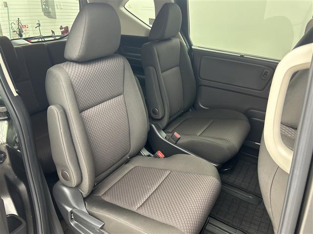 フリードハイブリッド ハイブリッド・Gホンダセンシング ホンダセンシング 純正9インチナビ 追従クルーズコントロール 両側パワースライドドア ビルトインETC シートヒーター LEDヘッドライト サンシェード ロードサイドアシスト レーンキープアシスト(29枚目)