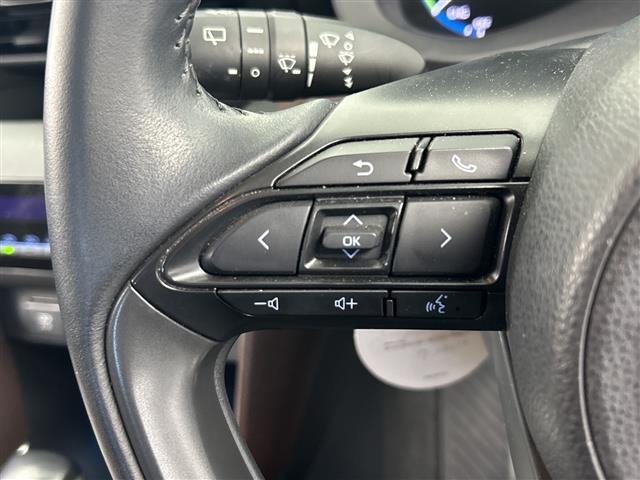 ヤリスクロス ハイブリッドＺ　純正ＤＡ　パノラミックビューモニター　Ｔｏｙｏｔａ　Ｓａｆｅｔｙ　Ｓｅｎｓｅ　プリクラッシュセーフティ　レーントレーシングアシスト　レーダークルーズコントロール　アダプティブハイビームシステム　ＬＥＤ（5枚目）