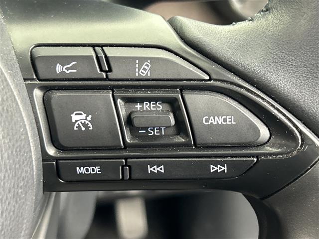 ヤリスクロス ハイブリッドＺ　純正ＤＡ　パノラミックビューモニター　Ｔｏｙｏｔａ　Ｓａｆｅｔｙ　Ｓｅｎｓｅ　プリクラッシュセーフティ　レーントレーシングアシスト　レーダークルーズコントロール　アダプティブハイビームシステム　ＬＥＤ（6枚目）