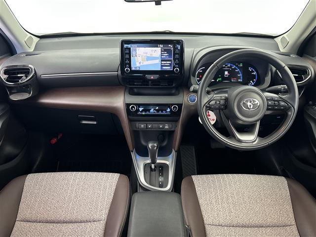 ヤリスクロス ハイブリッドＺ　純正ＤＡ　パノラミックビューモニター　Ｔｏｙｏｔａ　Ｓａｆｅｔｙ　Ｓｅｎｓｅ　プリクラッシュセーフティ　レーントレーシングアシスト　レーダークルーズコントロール　アダプティブハイビームシステム　ＬＥＤ（42枚目）