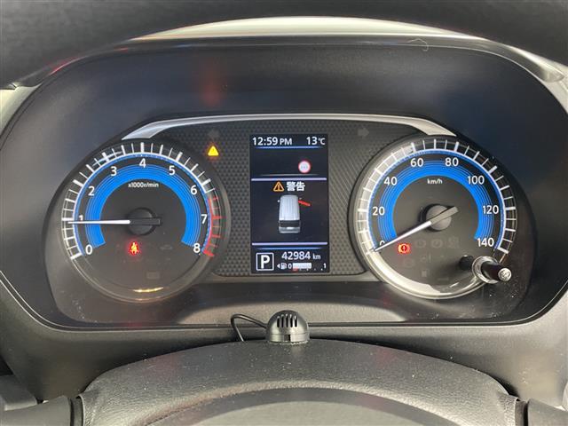 ルークス Ｘ　純正ＳＤナビ　アラウンドビューモニター　片側パワースライドドア　ＥＴＣ　ドライブレコーダー　エマージェンシーブレーキ　コーナーセンサー　ステアリングリモコン　純正フロアマット　スマートキー　Ａストップ（7枚目）