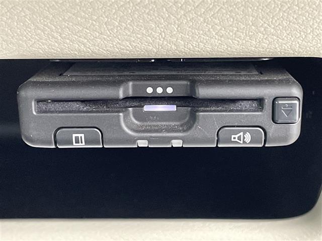 ルークス Ｘ　純正ＳＤナビ　アラウンドビューモニター　片側パワースライドドア　ＥＴＣ　ドライブレコーダー　エマージェンシーブレーキ　コーナーセンサー　ステアリングリモコン　純正フロアマット　スマートキー　Ａストップ（8枚目）