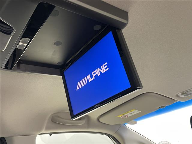 セレナ ＨＷＳ　Ｓ　ＨＶ　Ｖセレ　＋Ｓｅｆｔｙ　ワンオーナー　社外ＳＤナビ　フリップダウンモニター　ミラー一体型ドライブレコーダー　クルーズコントロール　ビルドインＥＴＣ　両側パワースライドドア　アレンジシート　アイドリングストップ　ドアバイザー（2枚目）