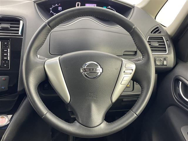 セレナ ＨＷＳ　Ｓ　ＨＶ　Ｖセレ　＋Ｓｅｆｔｙ　ワンオーナー　社外ＳＤナビ　フリップダウンモニター　ミラー一体型ドライブレコーダー　クルーズコントロール　ビルドインＥＴＣ　両側パワースライドドア　アレンジシート　アイドリングストップ　ドアバイザー（4枚目）