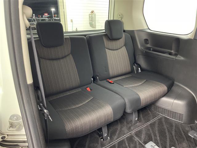 セレナ ＨＷＳ　Ｓ　ＨＶ　Ｖセレ　＋Ｓｅｆｔｙ　ワンオーナー　社外ＳＤナビ　フリップダウンモニター　ミラー一体型ドライブレコーダー　クルーズコントロール　ビルドインＥＴＣ　両側パワースライドドア　アレンジシート　アイドリングストップ　ドアバイザー（17枚目）