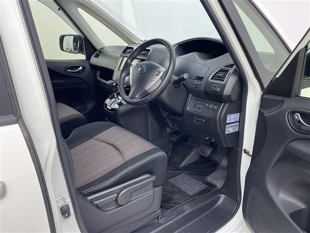 セレナ ＨＷＳ　Ｓ　ＨＶ　Ｖセレ　＋Ｓｅｆｔｙ　ワンオーナー　社外ＳＤナビ　フリップダウンモニター　ミラー一体型ドライブレコーダー　クルーズコントロール　ビルドインＥＴＣ　両側パワースライドドア　アレンジシート　アイドリングストップ　ドアバイザー（18枚目）