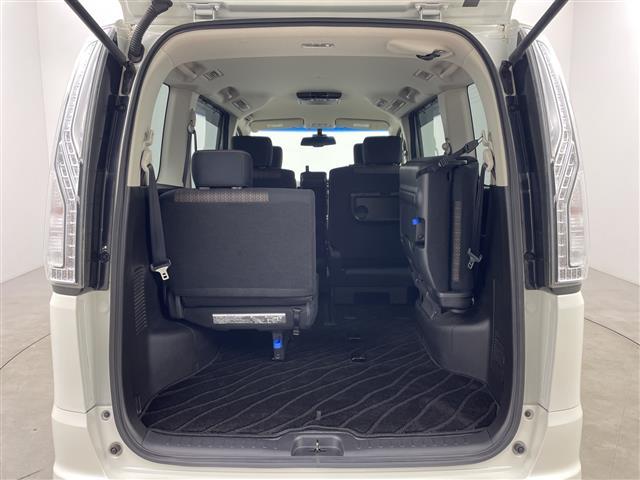 セレナ ＨＷＳ　Ｓ　ＨＶ　Ｖセレ　＋Ｓｅｆｔｙ　ワンオーナー　社外ＳＤナビ　フリップダウンモニター　ミラー一体型ドライブレコーダー　クルーズコントロール　ビルドインＥＴＣ　両側パワースライドドア　アレンジシート　アイドリングストップ　ドアバイザー（27枚目）