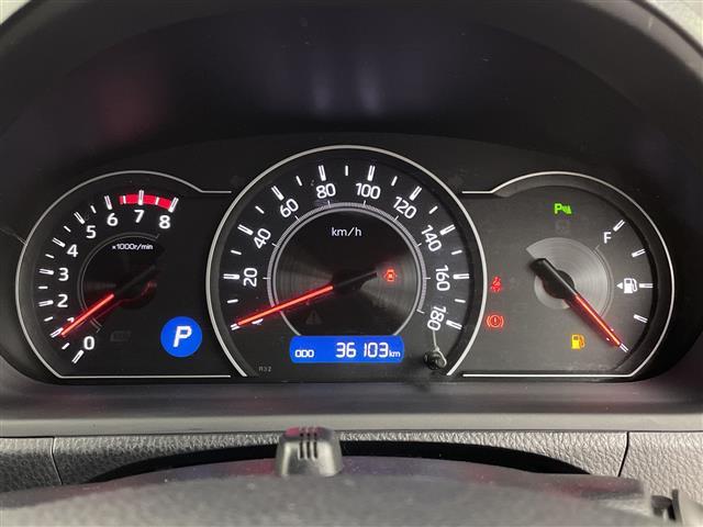 ヴォクシー 　純正ナビ　プリップダウンモニター　ビルドインＥＴＣ２．０　バックカメラ　リアサンシェード　ビルドインＥＴＣ　オートライト　オートハイビーム　クルーズコントロール　両側パワースライドドア　スマートキー（10枚目）