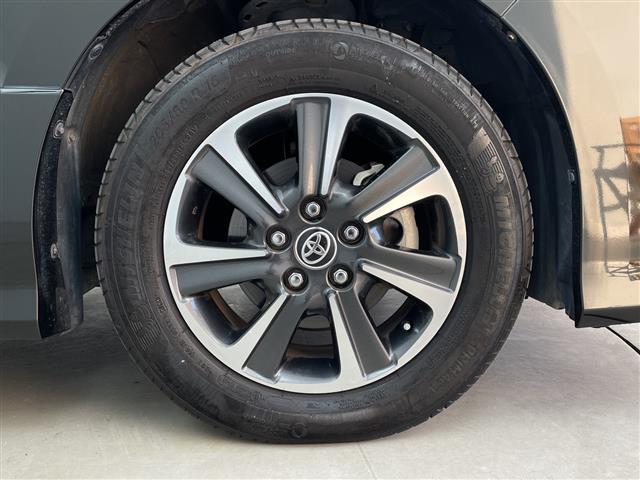 ヴォクシー 　純正ナビ　プリップダウンモニター　ビルドインＥＴＣ２．０　バックカメラ　リアサンシェード　ビルドインＥＴＣ　オートライト　オートハイビーム　クルーズコントロール　両側パワースライドドア　スマートキー（38枚目）