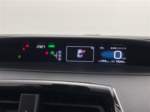 プリウス Ｓツーリングセレクション　純正９型ナビ　フルセグ　Ｂｌｕｅｔｏｏｔｈ　ＣＤ　ＤＶＤ　バックカメラ　トヨタセーフティセンス　ＥＴＣ　黒合皮　シートヒーター　ＬＥＤヘッドライト　禁煙車　社外ＡＷスタッドレス付き（4枚目）