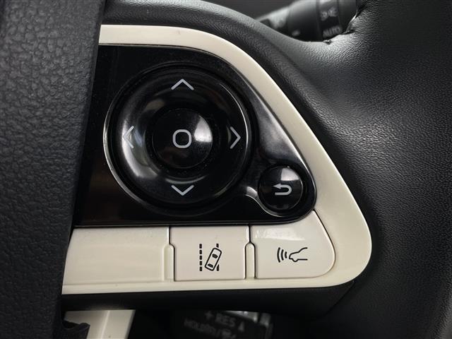 プリウス Ｓツーリングセレクション　純正９型ナビ　フルセグ　Ｂｌｕｅｔｏｏｔｈ　ＣＤ　ＤＶＤ　バックカメラ　トヨタセーフティセンス　ＥＴＣ　黒合皮　シートヒーター　ＬＥＤヘッドライト　禁煙車　社外ＡＷスタッドレス付き（8枚目）