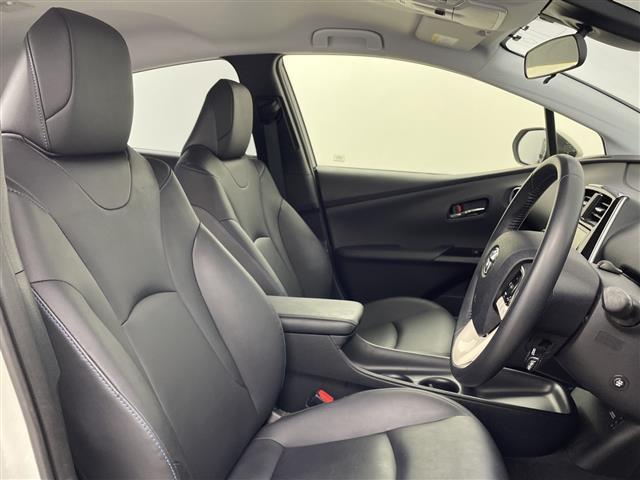 プリウス Ｓツーリングセレクション　純正９型ナビ　フルセグ　Ｂｌｕｅｔｏｏｔｈ　ＣＤ　ＤＶＤ　バックカメラ　トヨタセーフティセンス　ＥＴＣ　黒合皮　シートヒーター　ＬＥＤヘッドライト　禁煙車　社外ＡＷスタッドレス付き（26枚目）