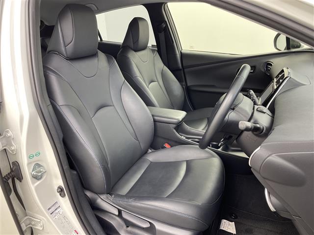 プリウス Ｓツーリングセレクション　純正９型ナビ　フルセグ　Ｂｌｕｅｔｏｏｔｈ　ＣＤ　ＤＶＤ　バックカメラ　トヨタセーフティセンス　ＥＴＣ　黒合皮　シートヒーター　ＬＥＤヘッドライト　禁煙車　社外ＡＷスタッドレス付き（27枚目）