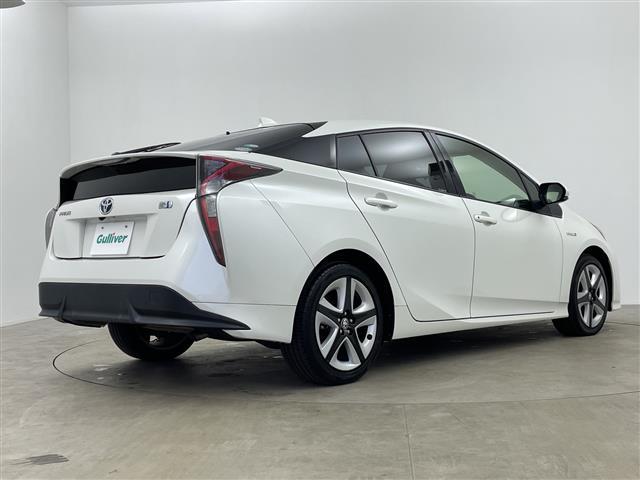 プリウス Ｓツーリングセレクション　純正９型ナビ　フルセグ　Ｂｌｕｅｔｏｏｔｈ　ＣＤ　ＤＶＤ　バックカメラ　トヨタセーフティセンス　ＥＴＣ　黒合皮　シートヒーター　ＬＥＤヘッドライト　禁煙車　社外ＡＷスタッドレス付き（32枚目）